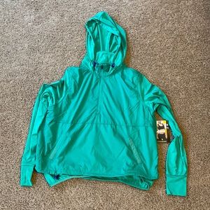 Womens windbreaker jacket size large